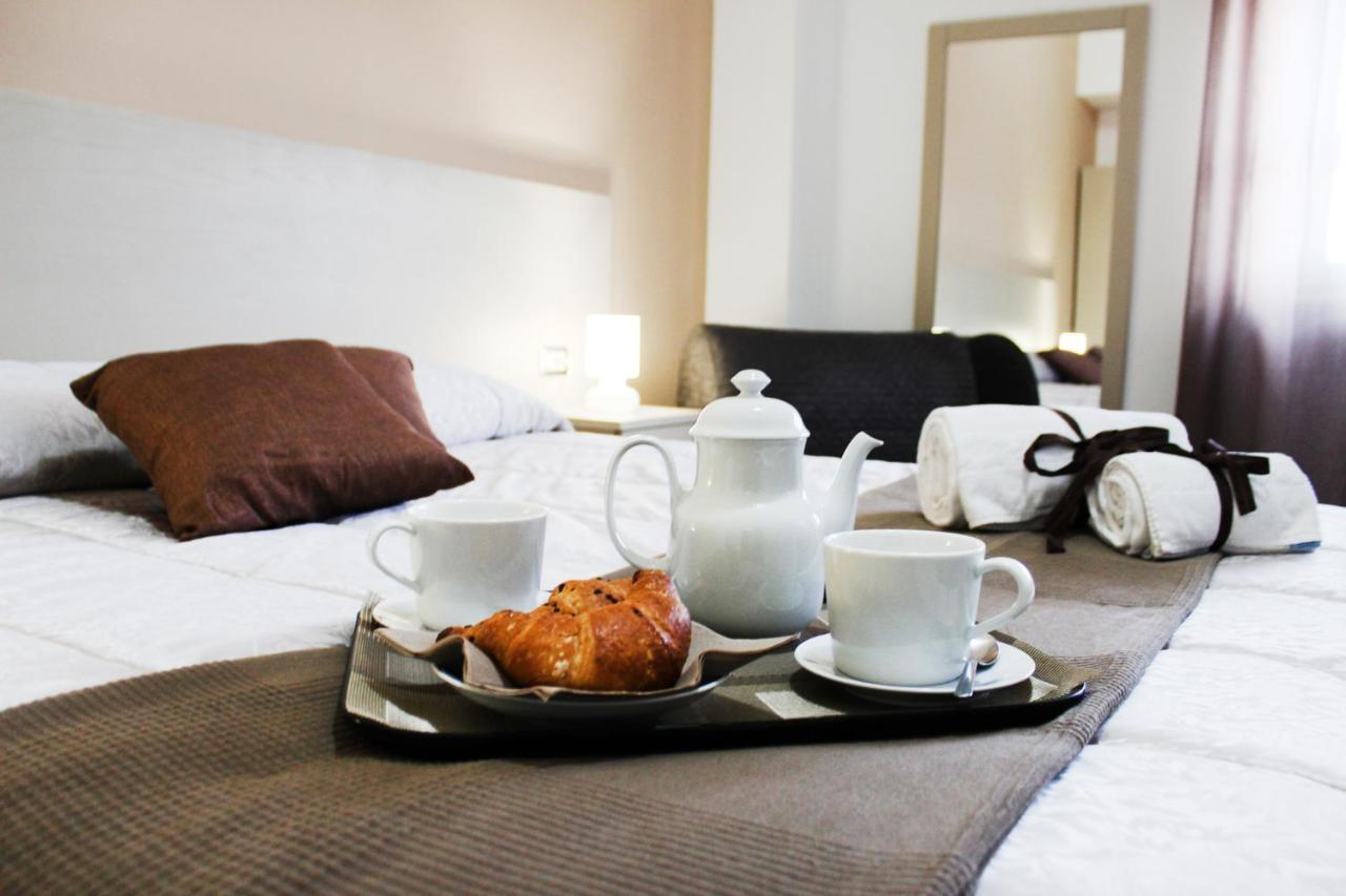 Hotel Cesirja Casavatore Dış mekan fotoğraf